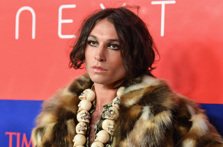 Juif, androgyne et non-binaire : l’acteur Ezra Miller admet souffrir de problèmes de santé mentale