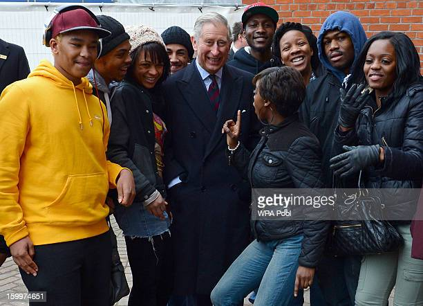 Ce dégénéré de Charles est désormais roi d’Angleterre