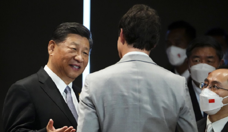 Le président Xi Jinping réprimande le cornet servant de Premier ministre canadien au G20, lui reprochant d’avoir divulgué le contenu de leur rencontre aux médias