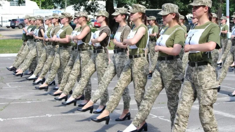 L&rsquo;Ukraine fait désormais tuer les jeunes femmes slaves dans les tranchées