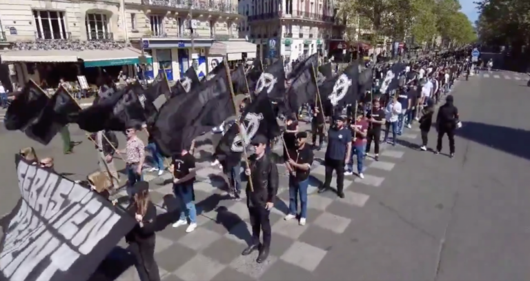 Magnifique marche nationaliste à Paris